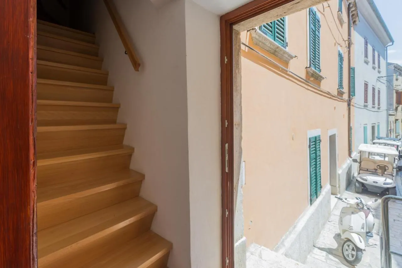 Apartment Lanterna Veneziana Ρόβινι